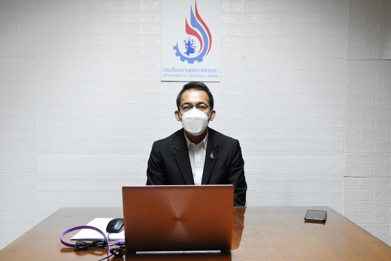 You are currently viewing นายศุภกิจ บุญศิริ รองอธิบดีกรมโรงงานอุตสาหกรรม เป็นประธานเปิดการสัมมนา หัวข้อ “แนวทางการจัดการเพื่อลดหรือป้องกันการรับสัมผัสวัสดุนาโนในกระบวนการผลิต” ผ่านระบบสื่ออิเล็กทรอนิกส์