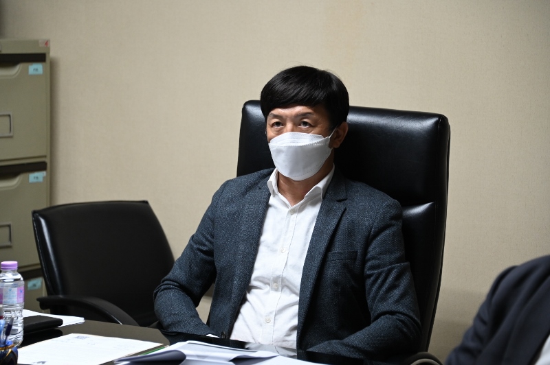 You are currently viewing นายวีระกิตติ์ รันทกิจธนวัชร์ รองอธิบดีกรมโรงงานอุตสาหกรรม เข้าร่วมการประชุมหารือเพื่อแก้ไขปัญหาขยะติดเชื้อขององค์กรปกครองส่วนท้องถิ่น ในสถานการณ์การแพร่ระบาดของโรคติดเชื้อไวรัสโคโรนา 2019 (COVID-19)