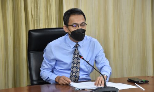 นายศุภกิจ บุญศิริ รองอธิบดีกรมโรงงานอุตสาหกรรม เป็นประธานการประชุมคณะกรรมการพิจารณาปรับปรุงกฎกระทรวงกำหนดมาตรฐานและวิธีการตรวจสอบกลิ่นในอากาศจากโรงงาน พ.ศ. 2548 ครั้งที่ 2-1/2565 ผ่านสื่ออิเล็กทรอนิกส์