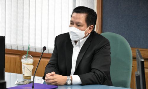 นายพรยศ กลั่นกรอง รองอธิบดีกรมโรงงานอุตสาหกรรม เป็นประธานการประชุมการตรวจติดตามการดำเนินงานตามพระราชบัญญัติการอำนวยความสะดวกในการพิจารณาอนุญาตของทางราชการ พ.ศ.2558