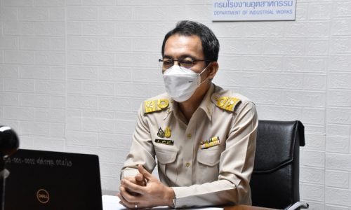 นายศุภกิจ บุญศิริ รองอธิบดีกรมโรงงานอุตสาหกรรมเป็นประธานเปิดการฝึกอบรมเชิงปฏิบัติการ หลักสูตร “การพัฒนาระบบการจัดการสิ่งแวดล้อมสำหรับโรงงานอุตสาหกรรม” ผ่านสื่อระบบอิเล็กทรอนิกส์