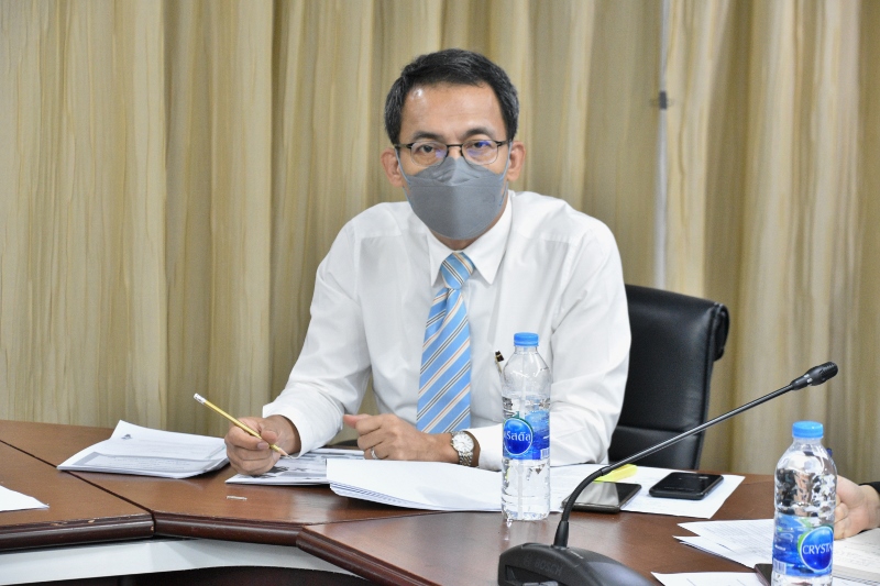 You are currently viewing นายศุภกิจ บุญศิริ รองอธิบดีกรมโรงงานอุตสาหกรรมเข้าร่วมการประชุมคณะอนุกรรมการขับเคลื่อนนโยบายการพัฒนาเศรษฐกิจสีเขียว (Green Economy )ของกระทรวงอุตสาหกรรม ครั้ง 1/2565 ผ่านสื่อระบบอิเล็กทรอนิกส์