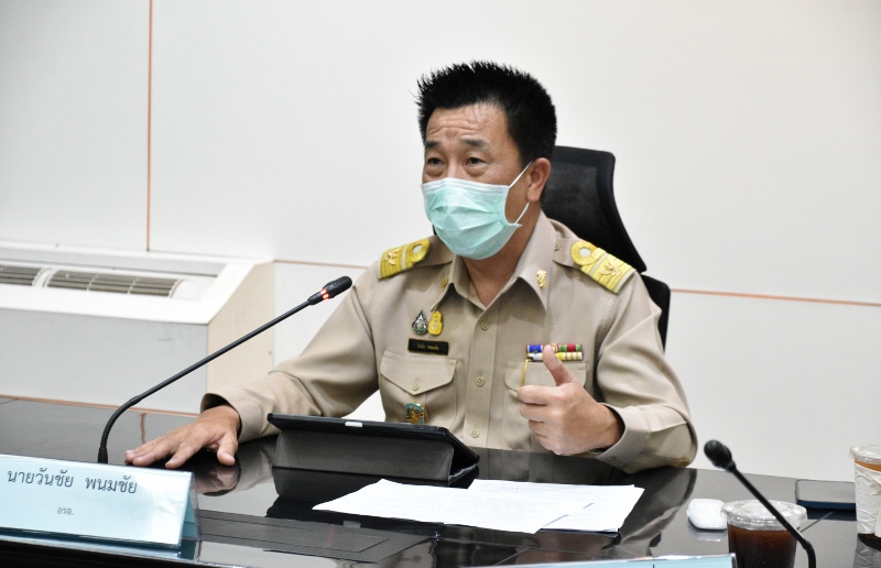 You are currently viewing นายวันชัย พนมชัย อธิบดีกรมโรงงานอุตสาหกรรม เป็นประธานประชุมชี้แจงการดำเนินการ สก.3 การพิจารณาออกคำสั่ง และการดำเนินคดีเปรียบเทียบ ให้แก่ สอจ. ทุกจังหวัด ผ่านสื่อระบบอิเล็กทรอนิกส์