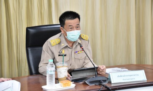 วันจันทร์ที่ 20 มิถุนายน 2565 เวลา 09.30 น. นายวันชัย พนมชัย อธิบดีกรมโรงงานอุตสาหกรรม เป็นประธานการประชุมคณะกรรมการกำกับดูแลโครงการสนับสนุนผู้ประกอบการวิสาหกิจขนาดกลางและขนาดย่อม มุ่งสู่อุตสาหกรรมสีเขียวโดยการประยุกต์ใช้เทคโนโลยีคาร์บอนต่ำ (Greening Industry through Low Carbon Technology Application for SMEs) ครั้งที่ 1/2565