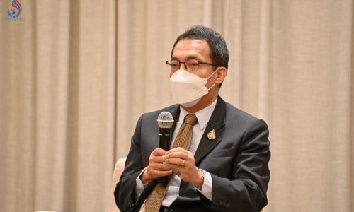 นายศุภกิจ บุญศิริ รองอธิบดีกรมโรงงานอุตสาหกรรม ร่วมอภิปราย เรื่อง การจัดการการตอบโต้เหตุฉุกเฉิน (Emergency Respond Management) ในงานประชุมวิชาการของสมาคมอาชีวอนามัยและความปลอดภัยในการทำงาน (ส.อ.ป.) ครั้งที่ 30 ประจำปี 2565