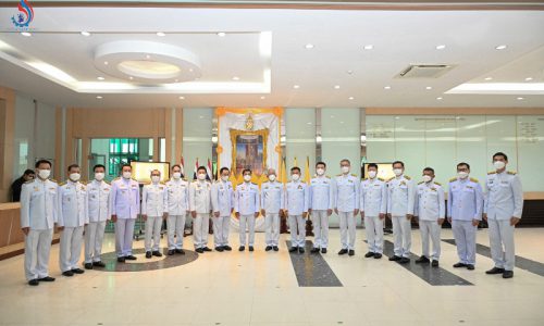 นายวันชัย พนมชัย อธิบดีกรมโรงงานอุตสาหกรรม ร่วมพิธีถวายพระพรชัยมงคลเนื่องในโอกาสวันเฉลิมพระชนมพรรษา พระบาทสมเด็จพระเจ้าอยู่หัวฯ และพิธีถวายสัตย์ปฏิญาณเพื่อเป็นข้าราชการที่ดีและพลังของแผ่นดิน ประจำปี 2565