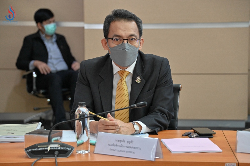 You are currently viewing นายศุภกิจ บุญศิริ รองอธิบดีกรมโรงงานอุตสาหกรรม เข้าร่วมการประชุมคณะกรรมการขับเคลื่อนการพัฒนาเมืองอุตสาหกรรมเชิงนิเวศ ครั้งที่ 8-1/2565