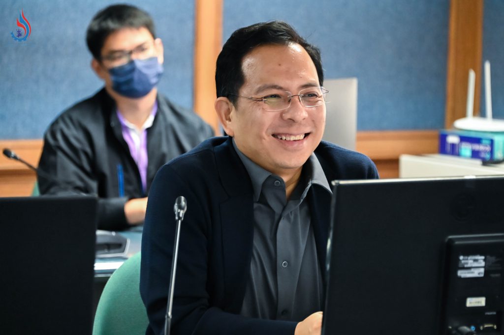 นายเอกบุตร อุตมพงศ์ ผู้อำนวยการกลุ่มจัดการกากอุตสาหกรรม 2 กองบริหารจัดการกากอุตสาหกรรม 