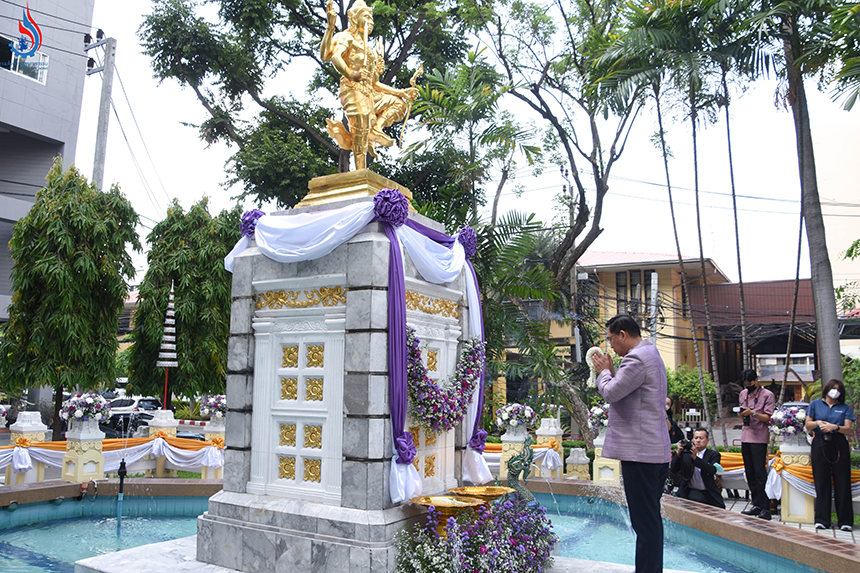 นายอนุชา นาคาศัย รัฐมนตรีประจำสำนักนายกรัฐมนตรี รักษาราชการแทนรัฐมนตรีว่าการกระทรวงอุตสาหกรรม เป็นประธานในงานวันคล้ายวันสถาปนากระทรวงอุตสาหกรรม ครบรอบ 81 ปี