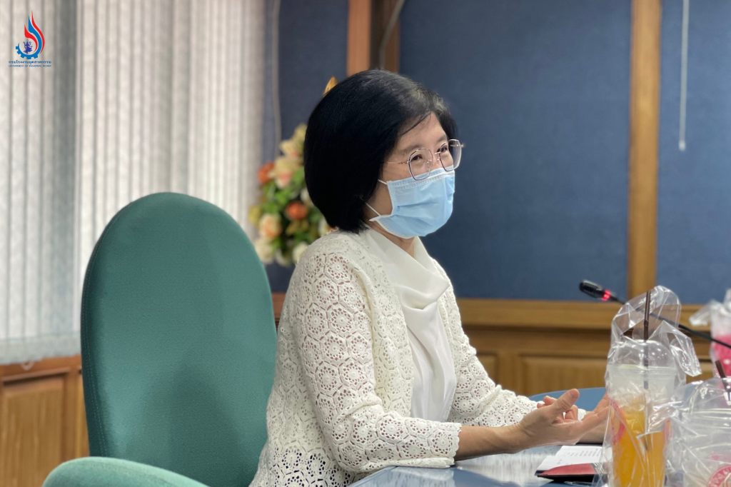 นางอัญชลี ยิ่งทวีสิทธิกุล ผู้เชี่ยวชาญเฉพาะด้านสิ่งแวดล้อม ประธานการประชุมฯ