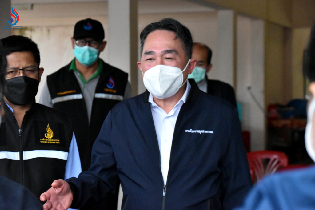 นายจุลพงษ์ ทวีศรี อธิบดีกรมโรงงานอุตสาหกรรม