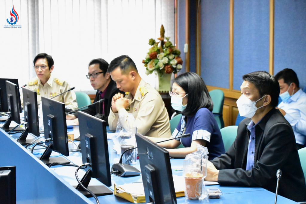 ร่วมพิจารณาแนวทางการดำเนินงานการพิจารณาอนุญาตให้นำเข้าเศษพลาสติกเข้ามาในราชอาณาจักร