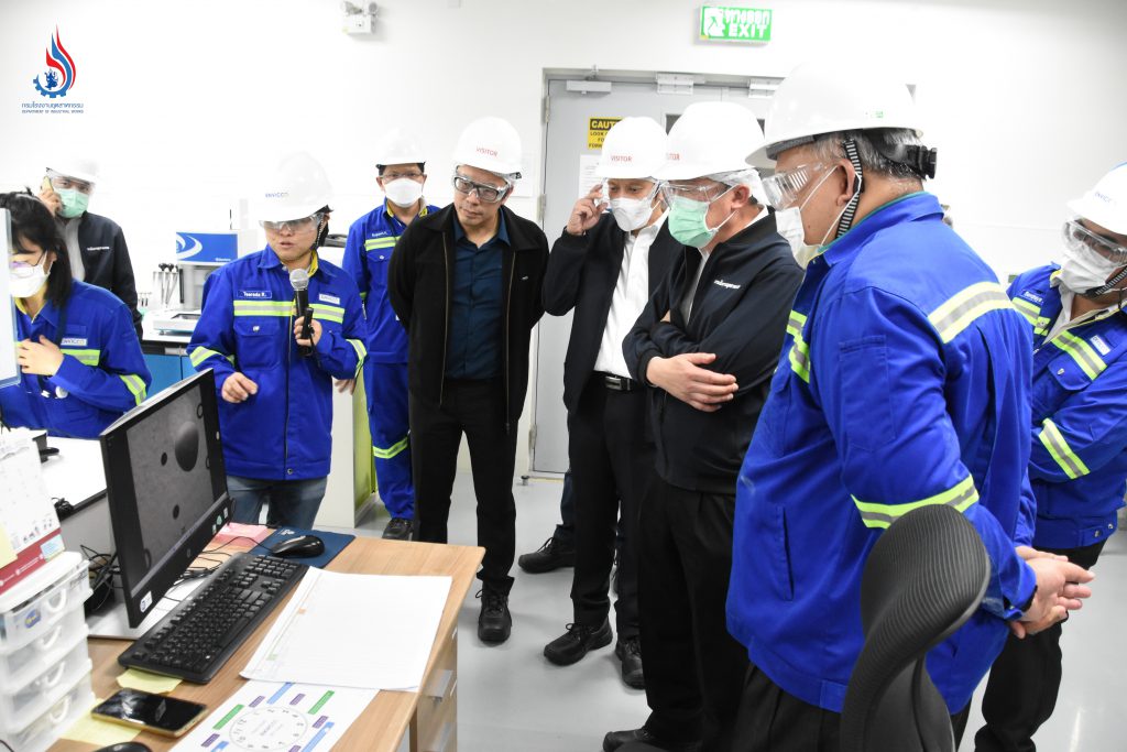 ผู้บริหาร กรอ. เยี่ยมชมเทคโนโลยีโรงงาน