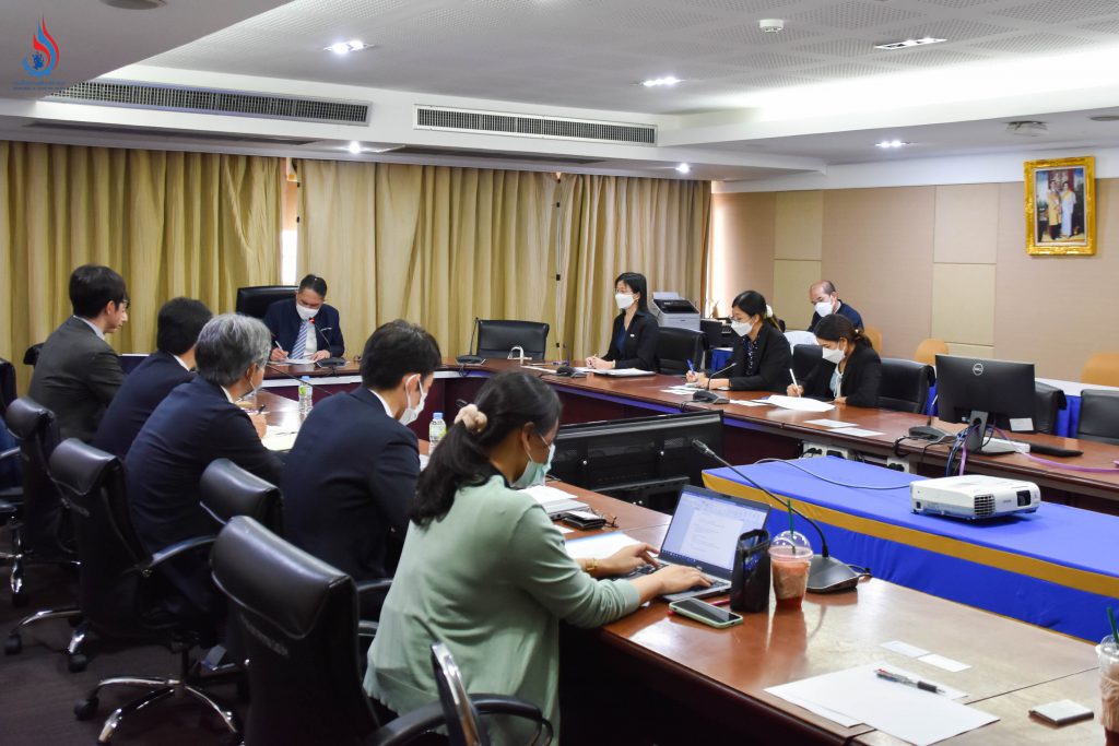 เจ้าหน้าที่กองบริหารจัดการกากอุตสาหกรรม กรอ.