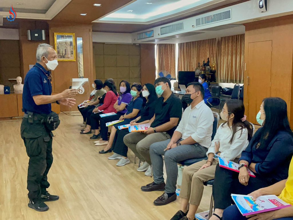 เสริมสร้างทักษะขั้นตอนในการปฏิบัติช่วยเหลือชีวิตผู้ประสบอุบัติเหตุในสถานการณ์ฉุกเฉิน