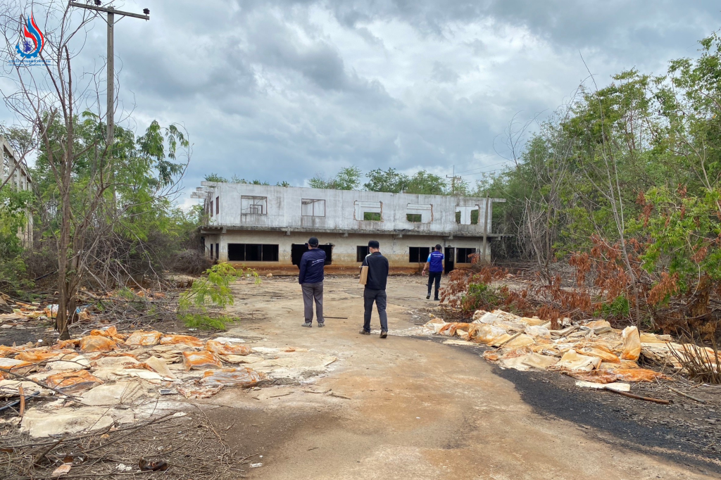 โรงงานร้าง ต.ขวัญเมือง อ.บางปะหัน จ.พระนครศรีอยุธยา