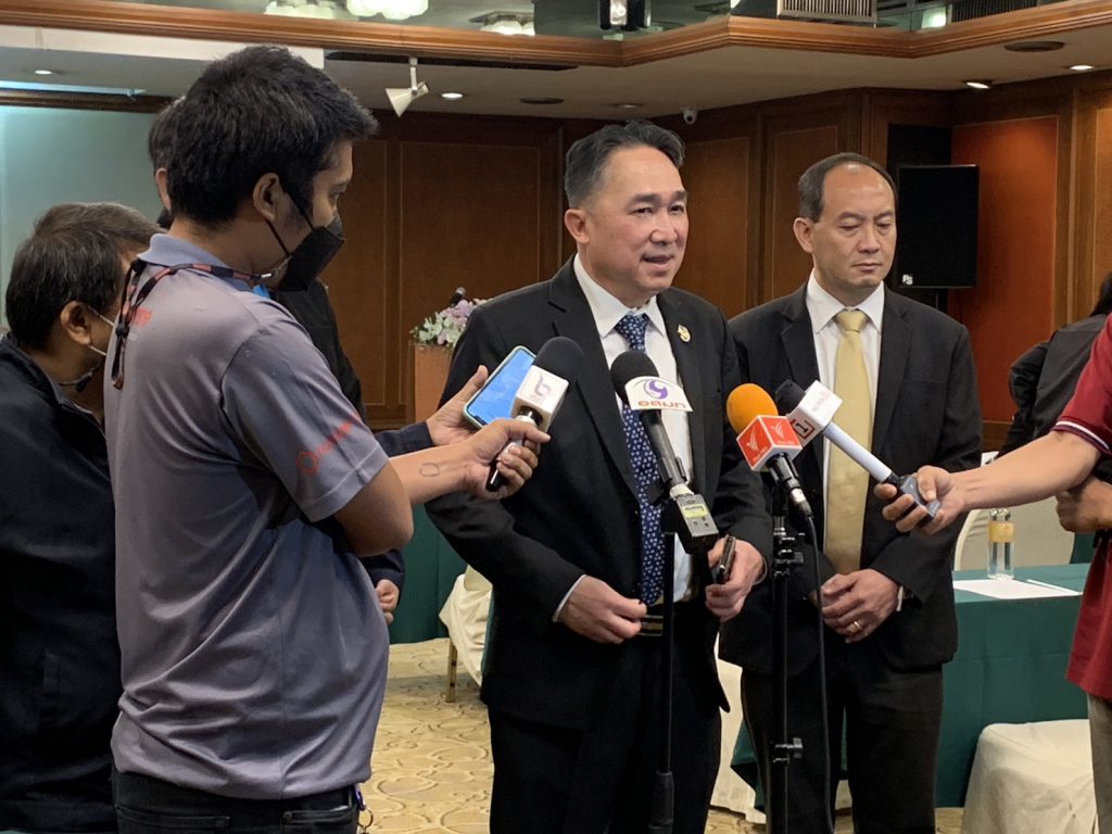 อธิบดีกรมโรงงานฯ เผยว่า หากพบว่า ผู้นำเข้า ผู้จำหน่าย (Trader) หรือผู้ใช้ (End User) มีการนำไปใช้ผิดวัตถุประสงค์ จะมีความผิดต้องระวางโทษจำคุกไม่เกิน 3 ปี หรือปรับไม่เกิน 3 แสนบาท หรือทั้งจำทั้งปรับ