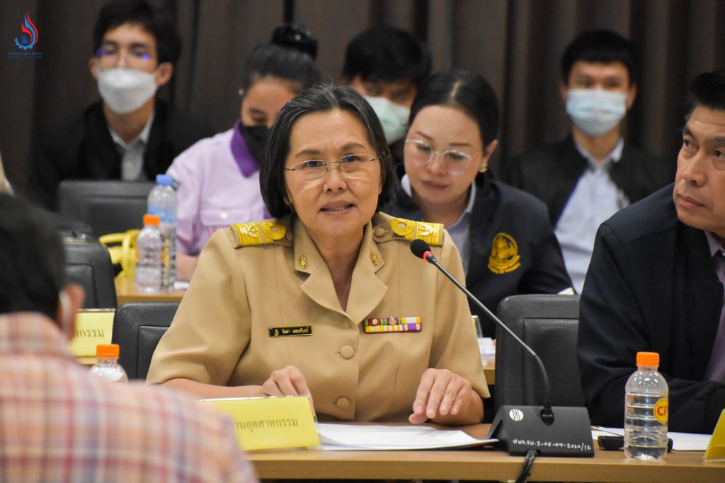 นางจินดา เตชะศรินทร์ ผู้อำนวยการกองบริหารจัดการกากอุตสาหกรรม