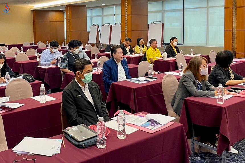 āļāļđāđāđāļāđāļēāļĢāđāļ§āļĄāļāļāļĢāļĄ