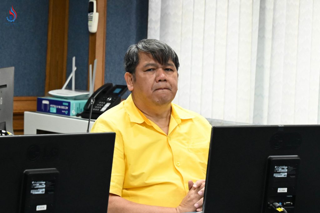 นายสุนทร แก้วสว่าง ผู้อำนวยการกองกฎหมาย