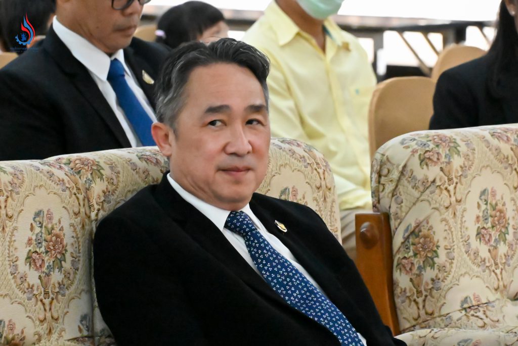 นายจุลพงษ์ ทวีศรี อธิบดีกรมโรงงานอุตสาหกรรม