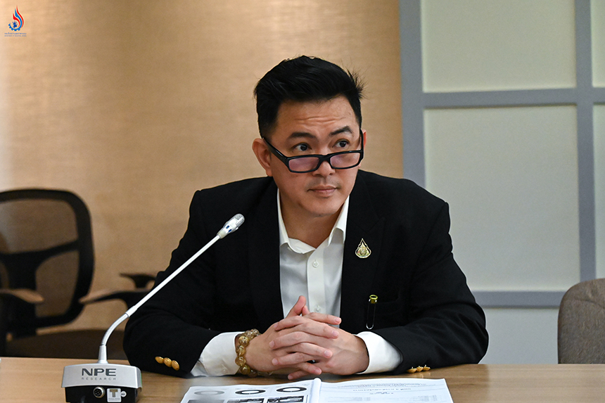 นายณัฏฐพงษ์ จุลาเกตุโพธิชัย ผู้อำนวยการกองพัฒนาอุตสาหกรรมเชิงนิเวศ