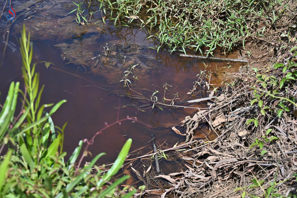 พบปัญหาจากการปล่อยระบายน้ำทิ้งออกนอกบริเวณโรงงานที่ไม่เป็นไปตามมาตรฐาน