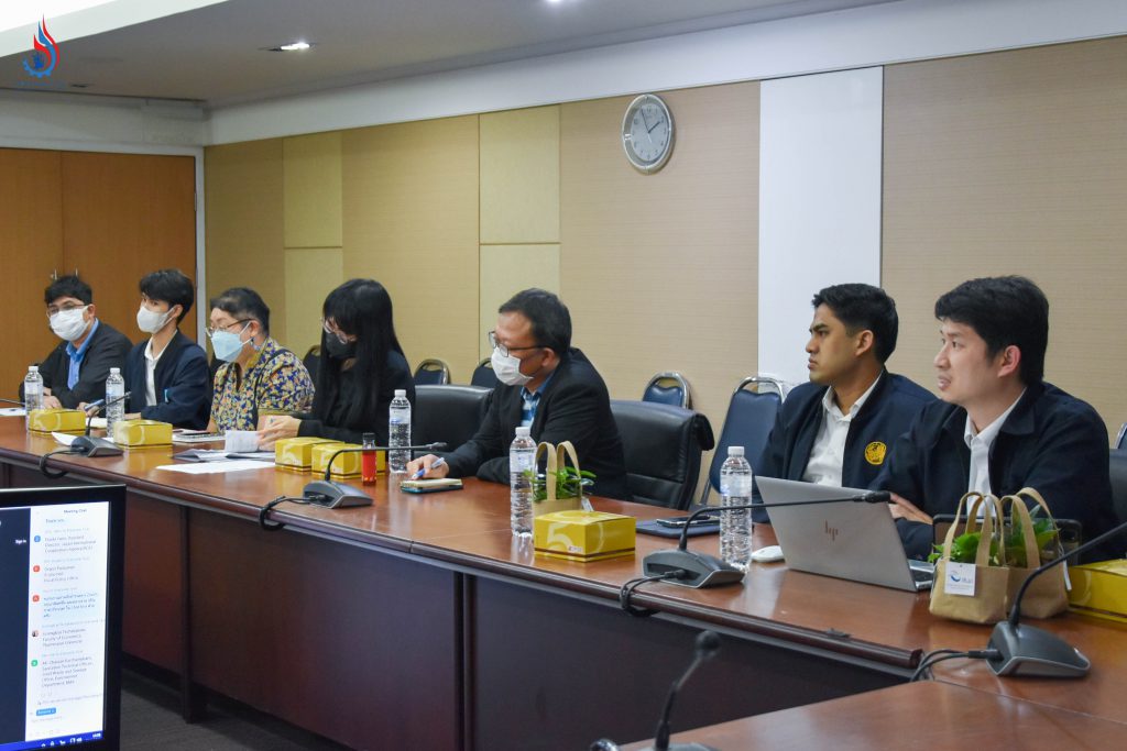 เจ้าหน้าที่หน่วยงานที่เกี่ยวข้อง