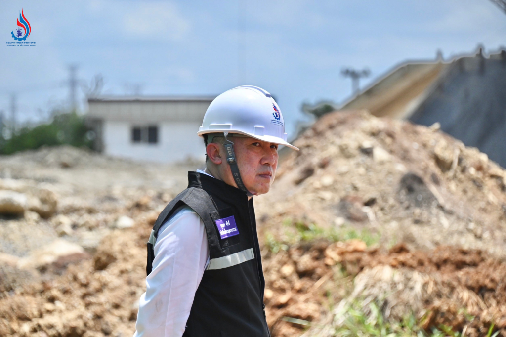 นายจุลพงษ์ ทวีศรี อธิบดีกรมโรงงานอุตสาหกรรม