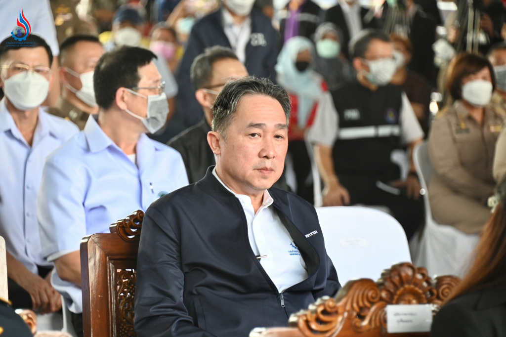 นายจุลพงษ์ ทวีศรี อธิบดีกรมโรงงานอุตสาหกรรม ในฐานะผู้แทนกระทรวงอุตสาหกรรม