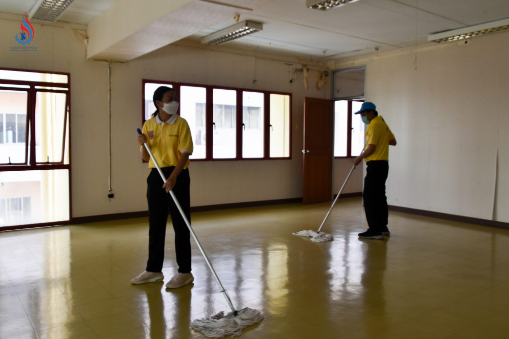 เจ้าหน้าที่กรมโรงงานฯ ร่วมทำกิจกรรมจิตอาสาทำความสะอาด