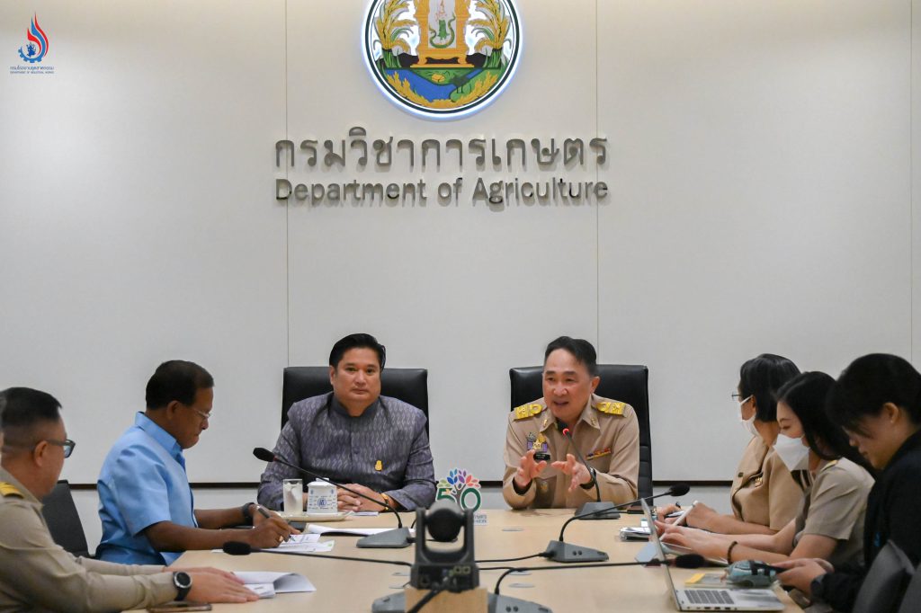 หารือด้านวิชาการเกี่ยวกับการใช้ประโยชน์วัสดุที่ไม่ใช้แล้วจากโรงงานอุตสาหกรรม เพื่อนำกลับมาผลิตปุ๋ยหรือสารปรับปรุงคุณภาพดิน