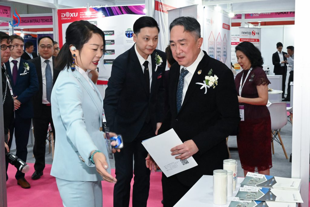 อธิบดีกรมโรงงานฯ ร่วมตัดริบบิ้น เปิดงานแสดงสินค้าและสัมมนาวิชาการ Asia Pacific Coating Show ปี 2566
