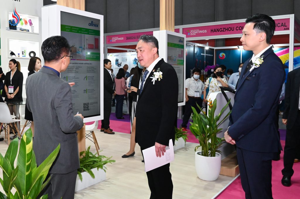อธิบดีกรมโรงงานฯ ร่วมตัดริบบิ้น เปิดงานแสดงสินค้าและสัมมนาวิชาการ Asia Pacific Coating Show ปี 2566