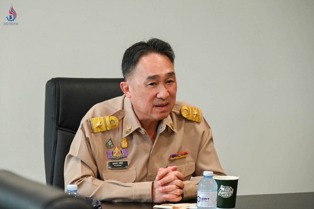 นายจุลพงษ์ ทวีศรี อธิบดีกรมโรงงานอุตสาหกรรม (กรอ.)
