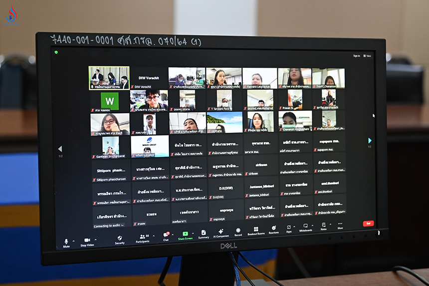 āļāļāļĢāļĄāļāđāļēāļāļĢāļ°āļāļāļāļāļāđāļĨāļāđ (Zoom Meeting)