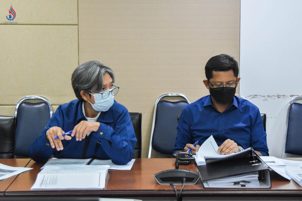 (ซ้าย-ขวา) นางสาววิชุดา สัมฤทธิ์ผล ผู้อำนวยการศูนย์วิจัยและเตือนภัยมลพิษโรงงานภาคตะวันตก และ นายวริทธิ์ สมทรง รักษาการผู้อำนวยการกลุ่มจัดการกากอุตสาหกรรม 1 กองบริหารจัดการกากอุตสาหกรรม