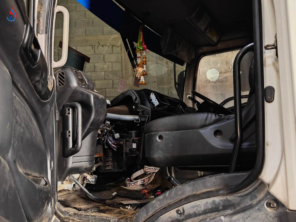 พบการรื้อหรือถอดแยกเศษวัสดุภายในโกดัง