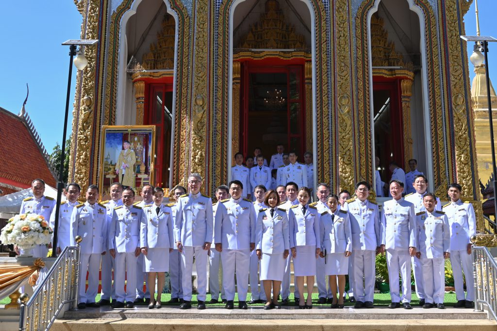 กรมโรงงานฯ ร่วมอัญเชิญผ้าพระกฐินพระราชทานของกระทรวงอุตสาหกรรม ทอดถวาย ณ วัดโบสถ์ จังหวัดสิงห์บุรี