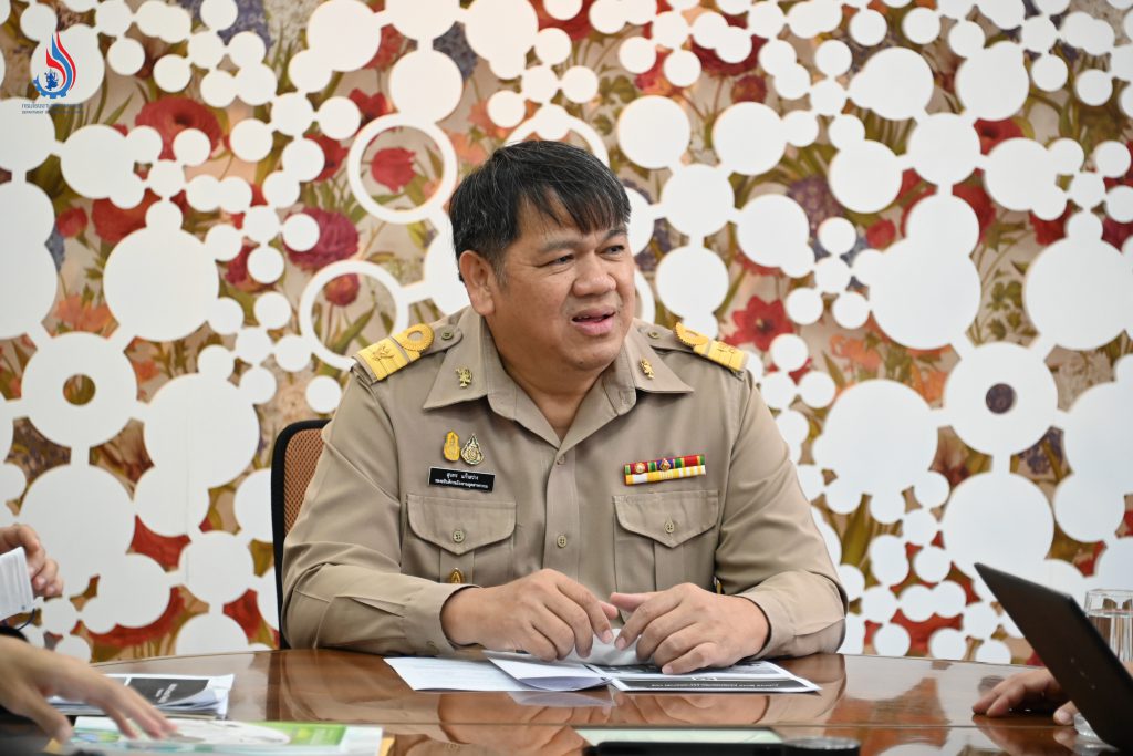 นายสุนทร แก้วสว่าง รองอธิบดีกรมโรงงานอุตสาหกรรม