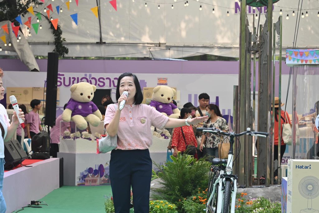 นางจุฬารัตน์ มณีเสถียรรัตนา เลขานุการกรม