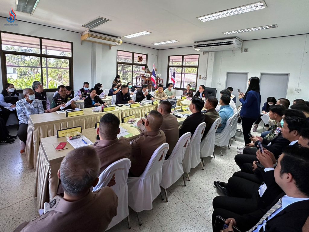 การประชุมติดตามเรื่องร้องเรียน กรณีลักลอบทิ้งน้ำเสียในพื้นที่ตำบลหนองกวาง อำเภอโพธาราม จังหวัดราชบุรี