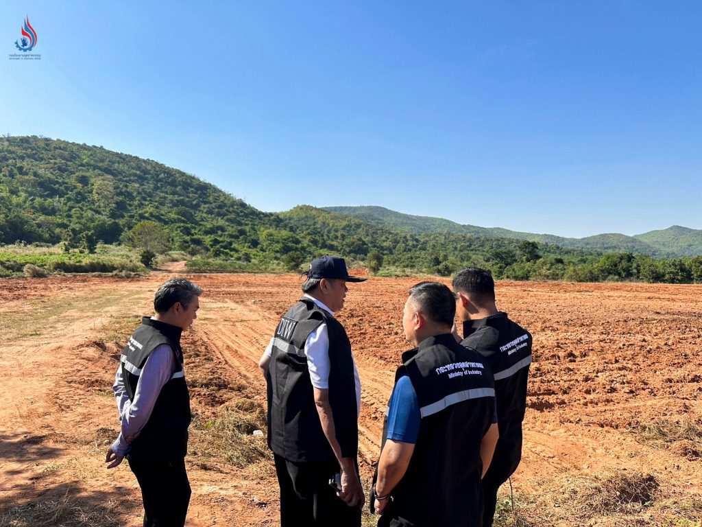 เดินทางลงพื้นที่หุบเขาหลวง บริเวณติดกับวนอุทยานถ้ำเขาน้อย หมู่ที่ 2 ตำบลหนองกวาง อำเภอโพธาราม จังหวัดราชบุรี