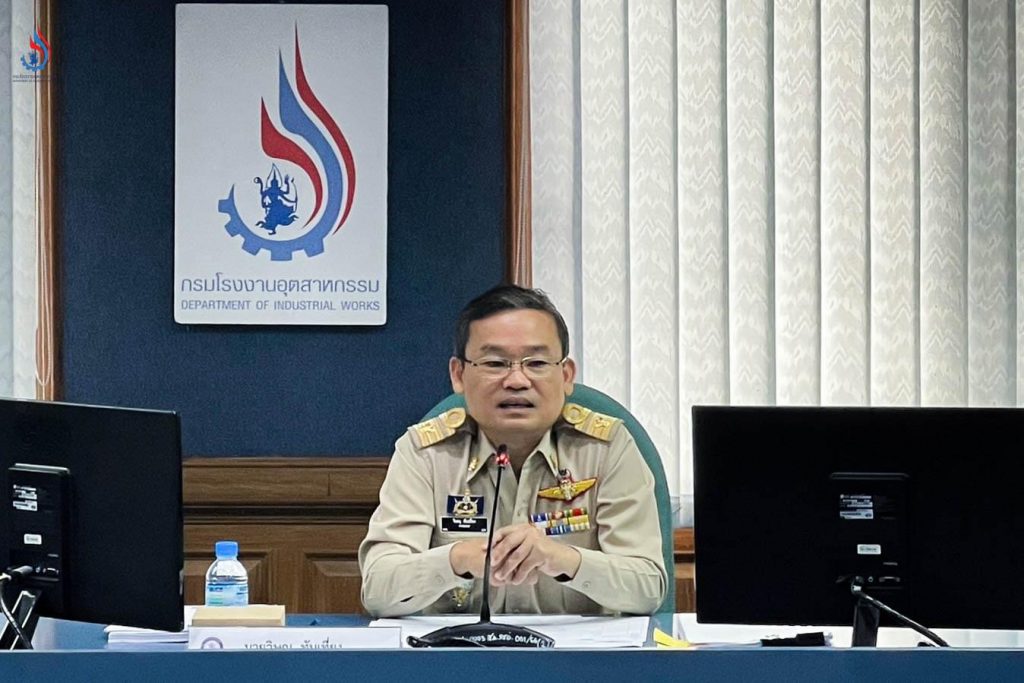 นายวิษณุ ทับเที่ยง หัวหน้าผู้ตรวจราชการกระทรวงอุตสาหกรรม เป็นประธานการประชุม