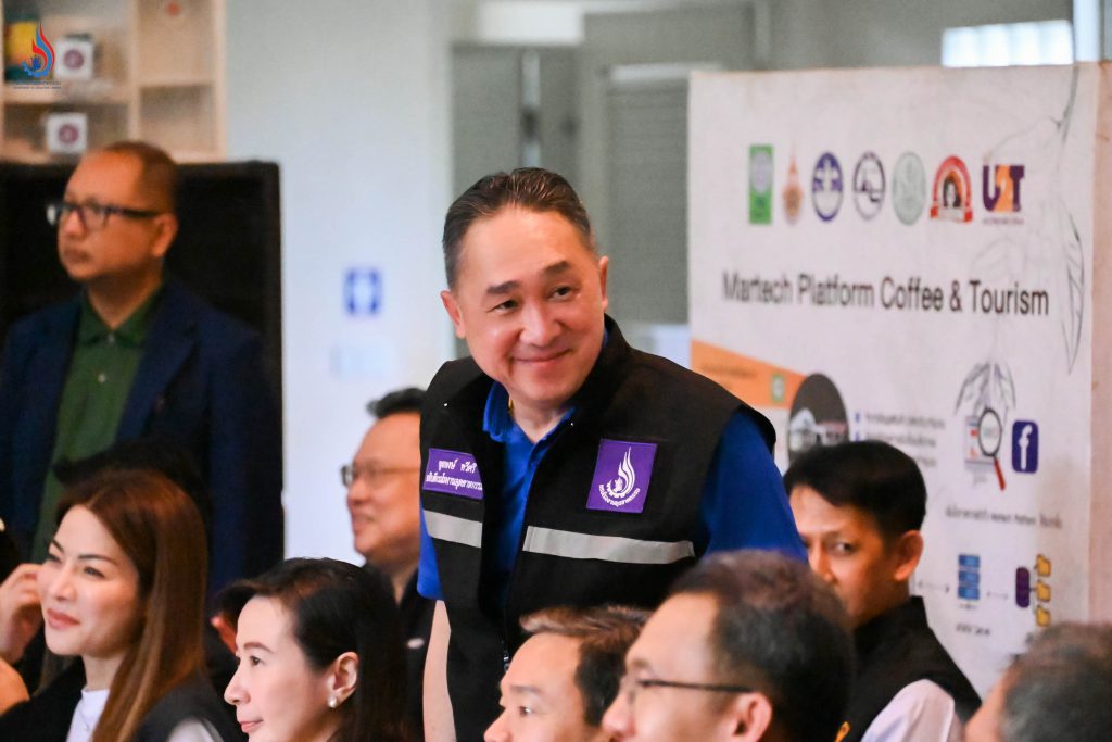 นายจุลพงษ์ ทวีศรี อธิบดีกรมโรงงานอุตสาหกรรม