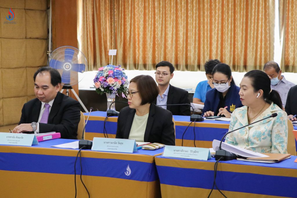 ผู้บริหารและเจ้าหน้าที่กรมควบคุมมลพิษ