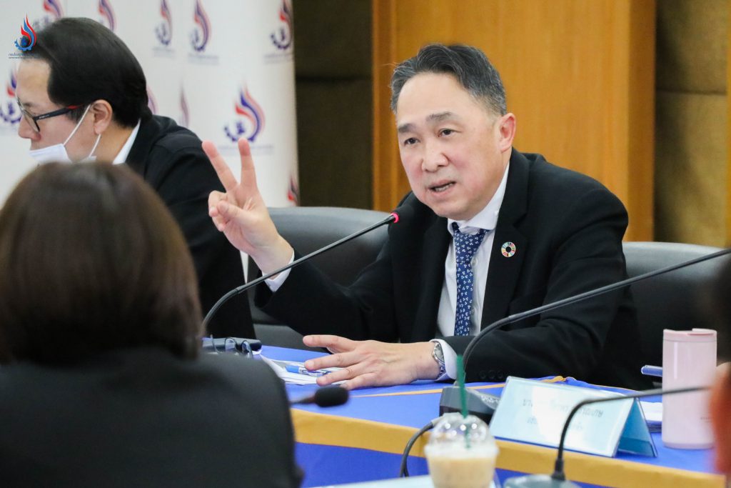 นายจุลพงษ์ ทวีศรี อธิบดีกรมโรงงานอุตสาหกรรม