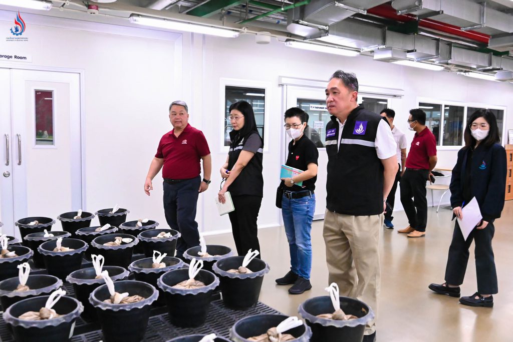 เยี่ยมชมการดำเนินงานภายใต้โครงการ Application of industry – urban symbiosis and green chemistry for low emission and persistent organic pollutants free industrial development in Thailand