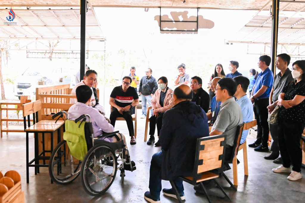 ศูนย์ล้อไม้เฟอร์นิเจอร์ ตำบลทุ่งโป่ง อำเภออุบลรัตน์ จังหวัดขอนแก่น