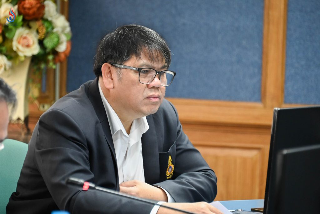 นายสุนทร แก้วสว่าง รองอธิบดีกรมโรงงานอุตสาหกรรม